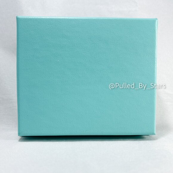 TIFFANY & CO. Classic Robins Egg Blue Jewelry Box (Approx. 4" x 4" x 1.3") - Picture 4 of 15